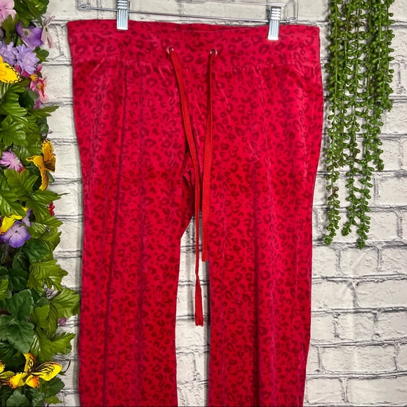 .,🌼3/$30🌼Red Leopard Printed Boot cut Velour Trackpants Size Large - Picture 7 of 16